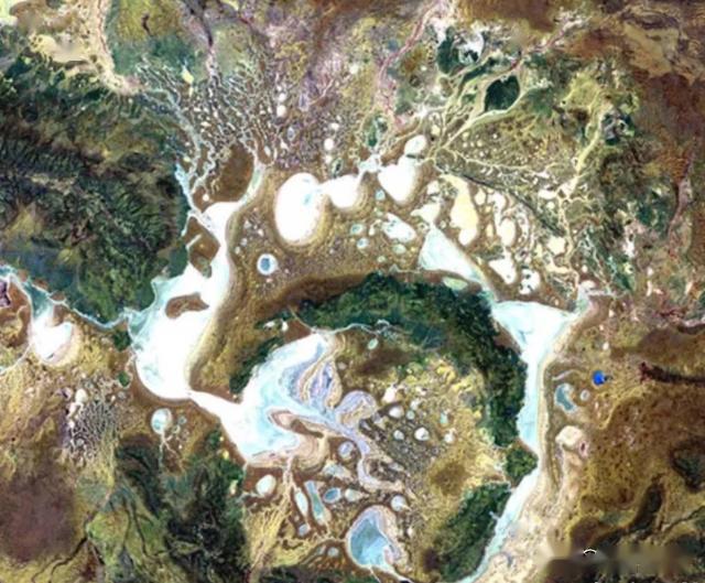 精确打击地球和月球的小行星巴普提斯蒂娜星