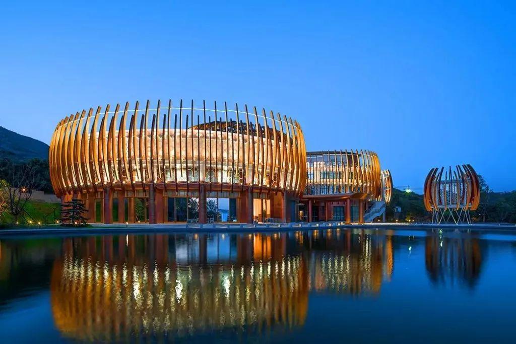 云中仙境桃源盛景,买一送一,年底到期无忧退!手慢无!