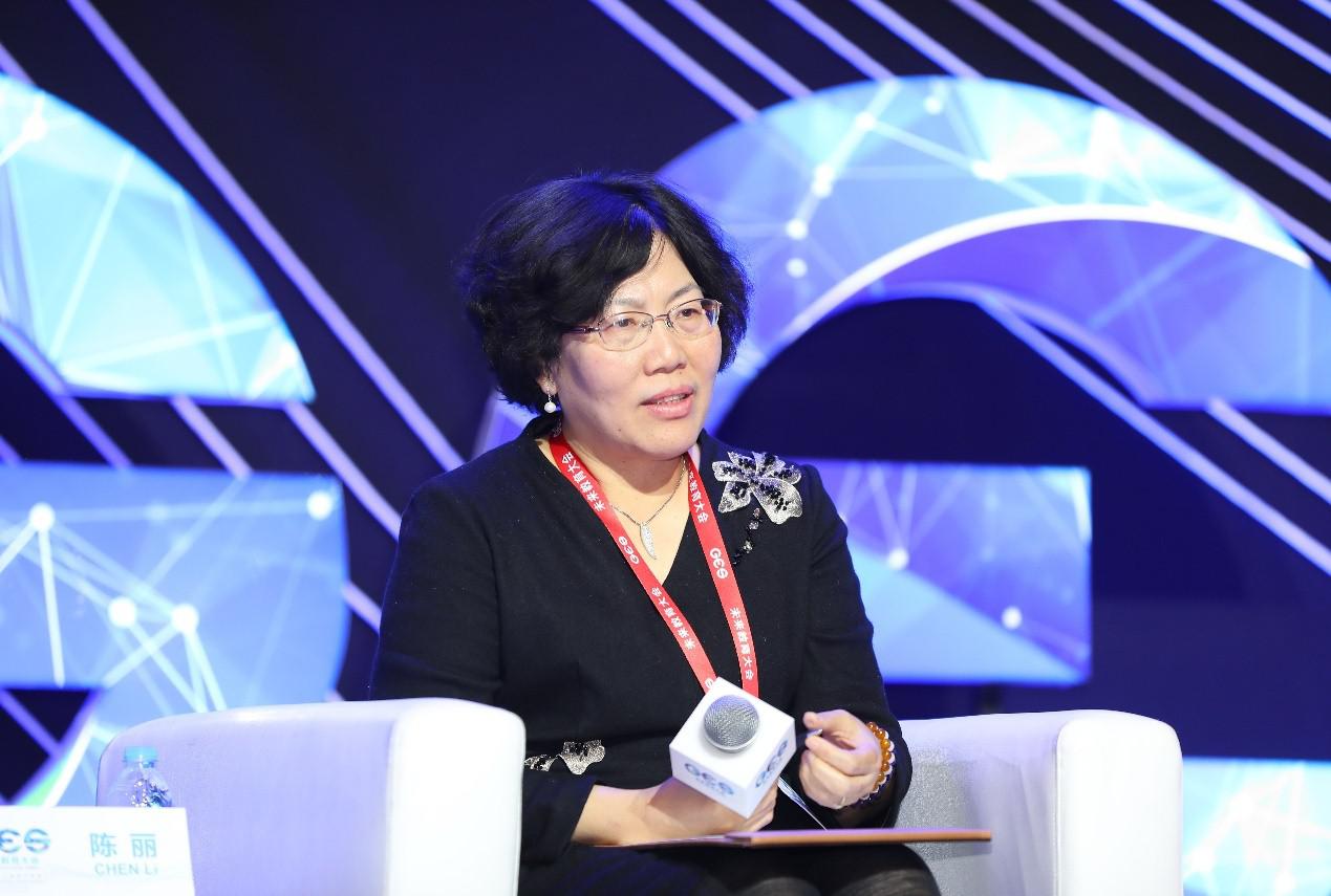 委员简介陈丽,教授,博士生导师,北京师范大学副校长,互联网教育智能