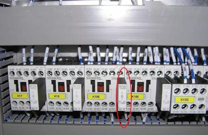 怎样做出漂亮的电控柜这些规范很重要