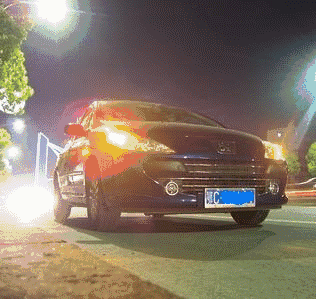 4,高速开慢车大家在刚开始的时候肯定听过很多家长或者是老司机说那开