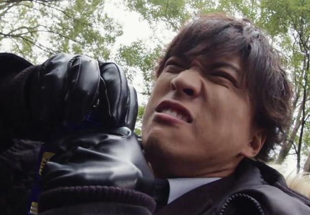 假面骑士01:狂暴加特林只能物理授权,亚克为不破量身打造