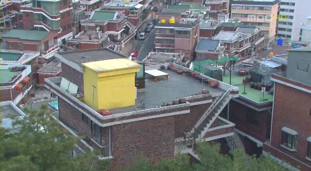 别再被韩剧里住的屋塔房骗了看完它的真实模样差距不要太大