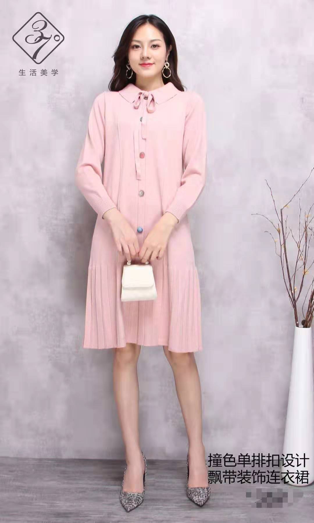 37度生活美学时尚而不失优雅的服装格局!_女装