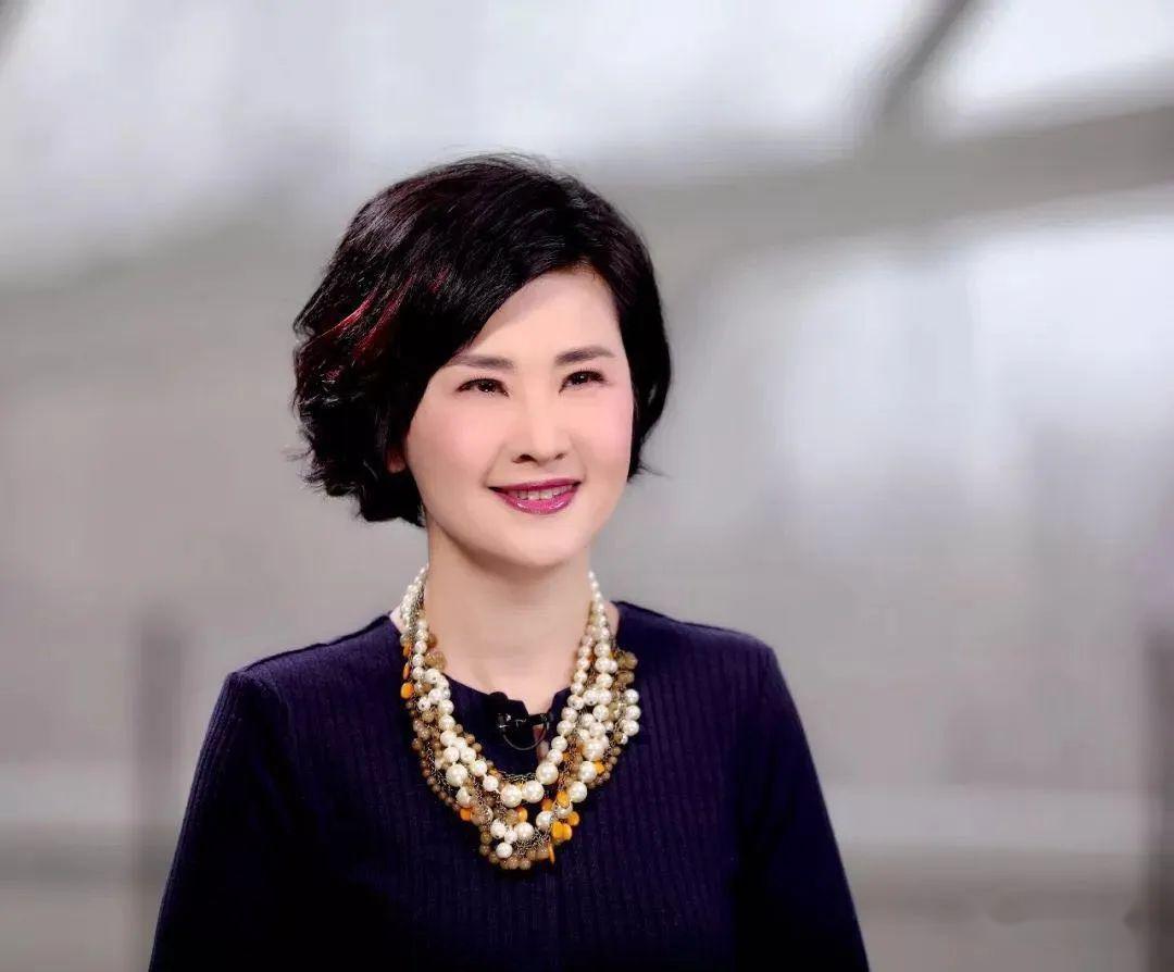 我觉得有了以后,更好地去履行作为一个企业家,一个公民更多的责任.