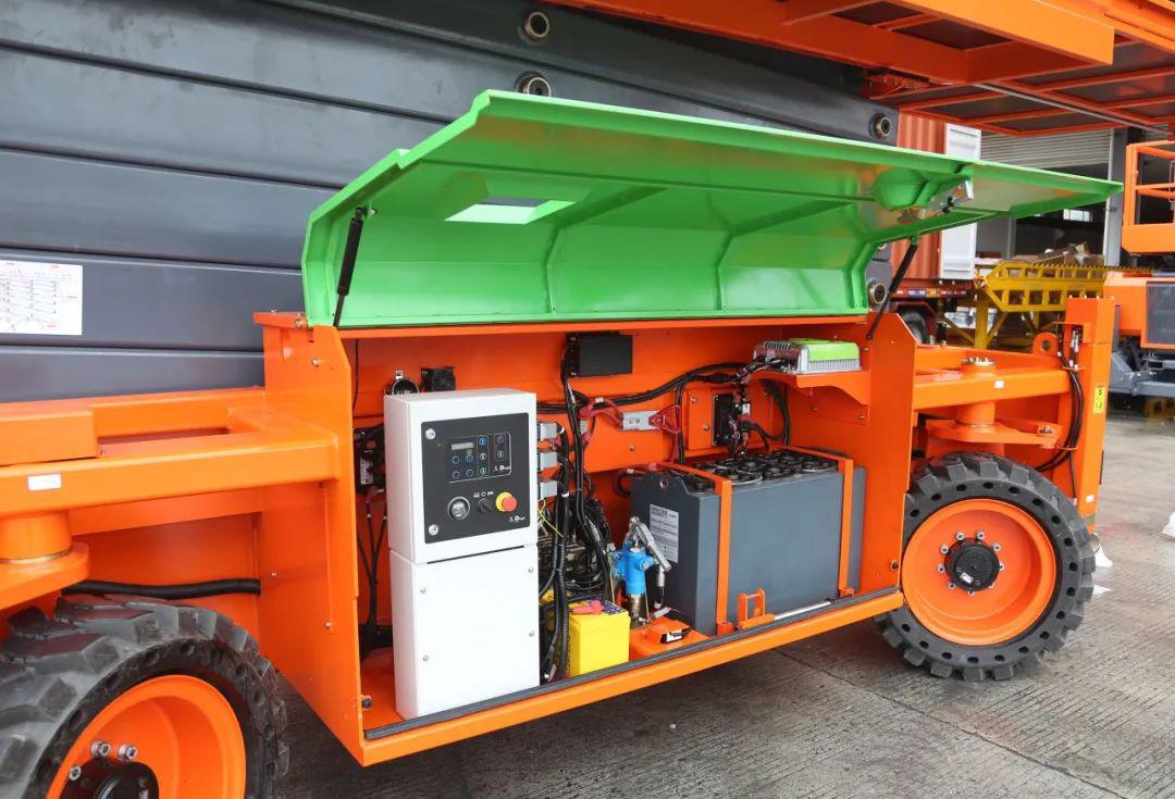 浙江鼎力:大型越野剪叉jcpt2223dc新装亮相!