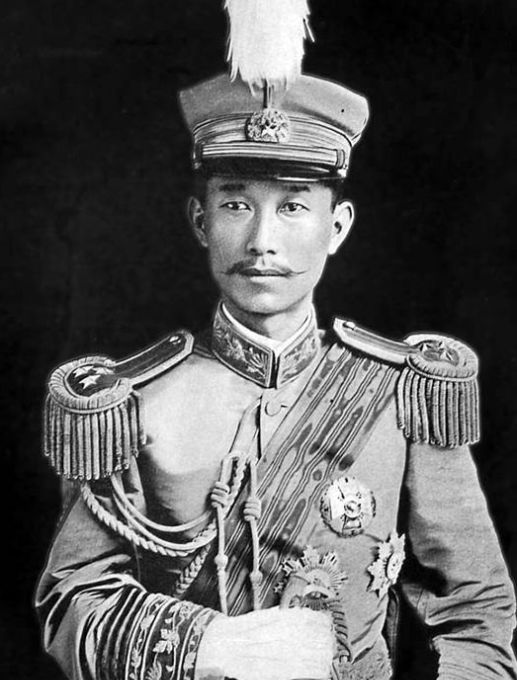 蔡锷将军像1915年,陈蔚升任陆海军大元帅统率办事处军事顾问谘议.