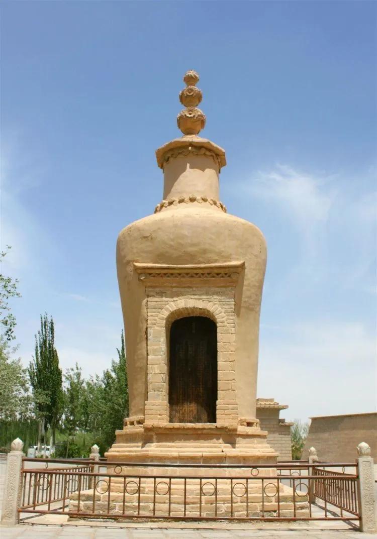 王圆箓塔就是我们莫高窟游览历程的最后一站啦~接下来就可以回到停车