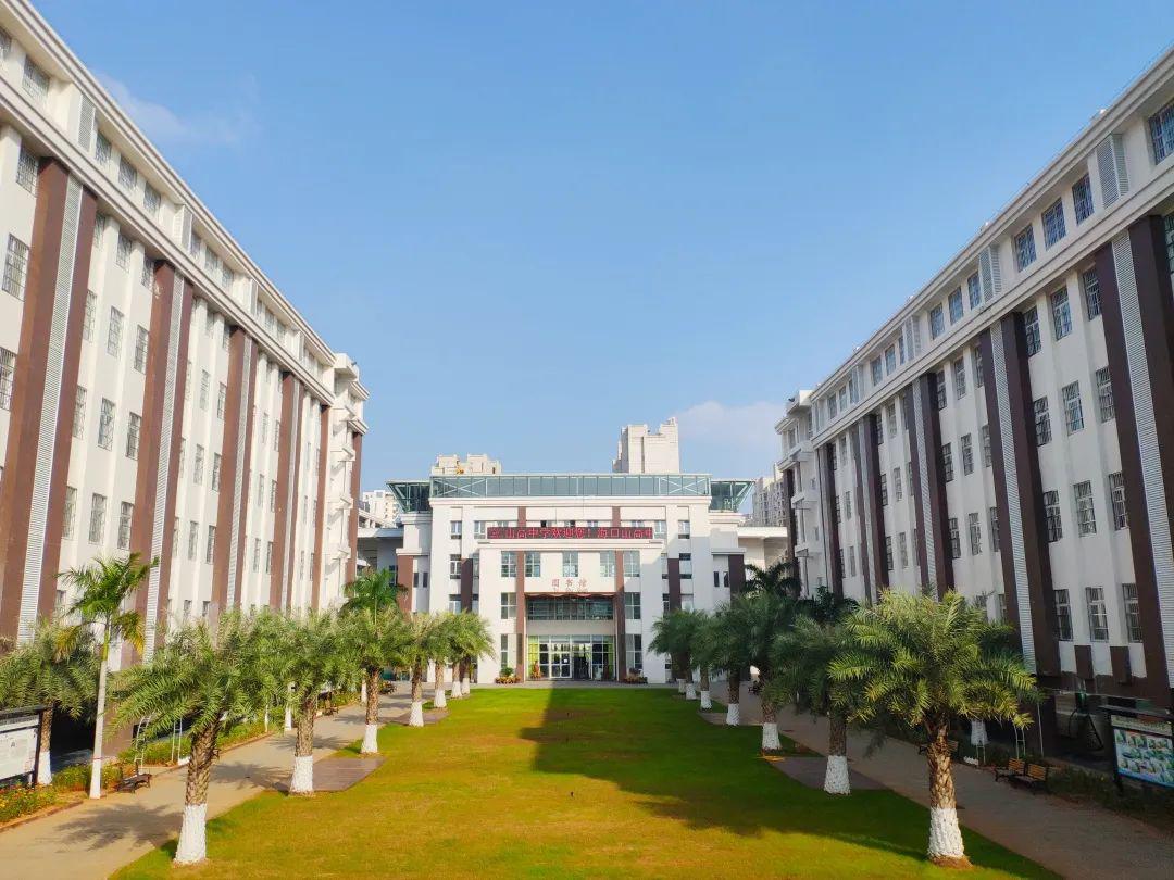 海口山高中学再次实战演练,筑牢平安校园