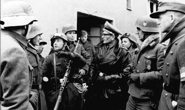 二战时,德国人也曾组织过敌后游击队,却为何没能挡住盟军前进?