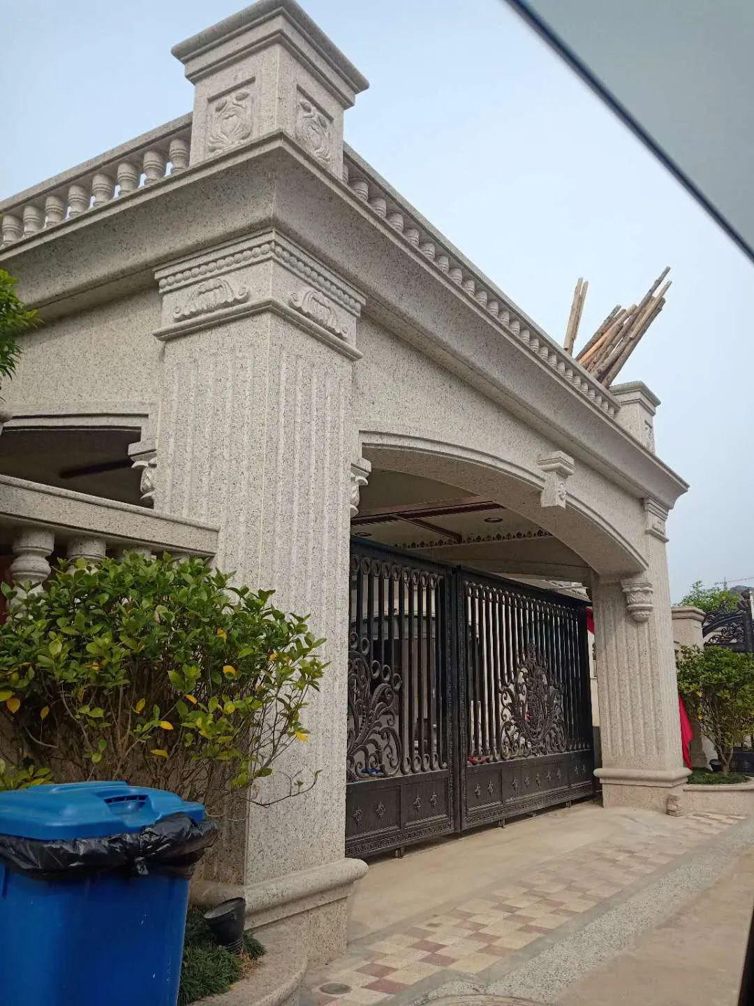 凯里碧桂园多栋别墅门前增加了围栏大门网友说这是乱搭乱建