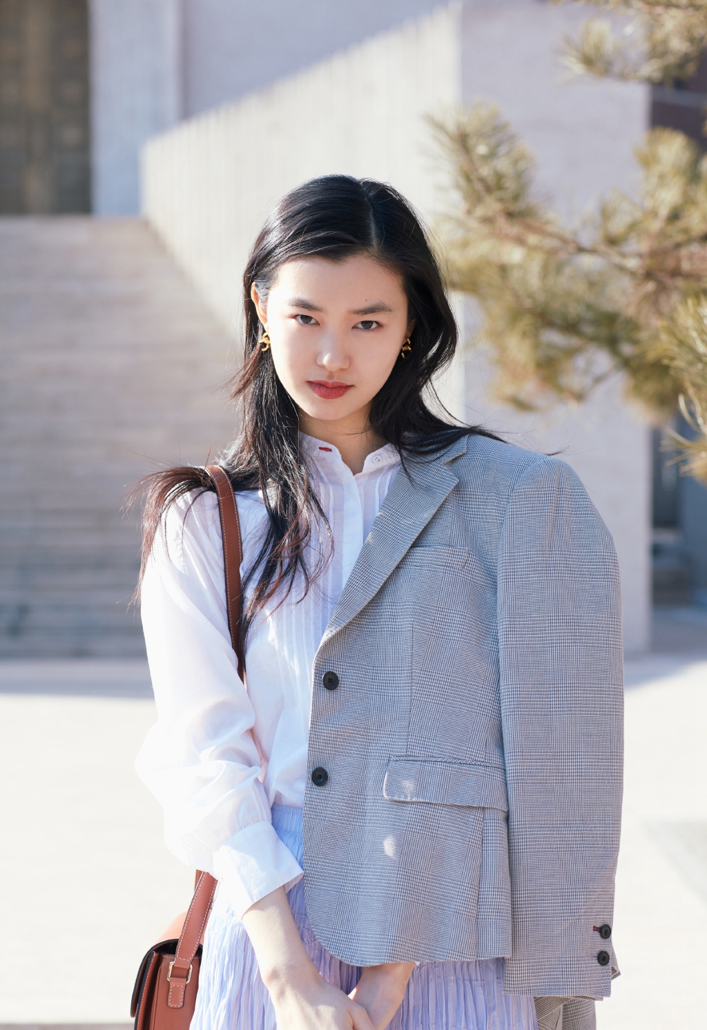 女模特陈瑜温婉时尚春日写真