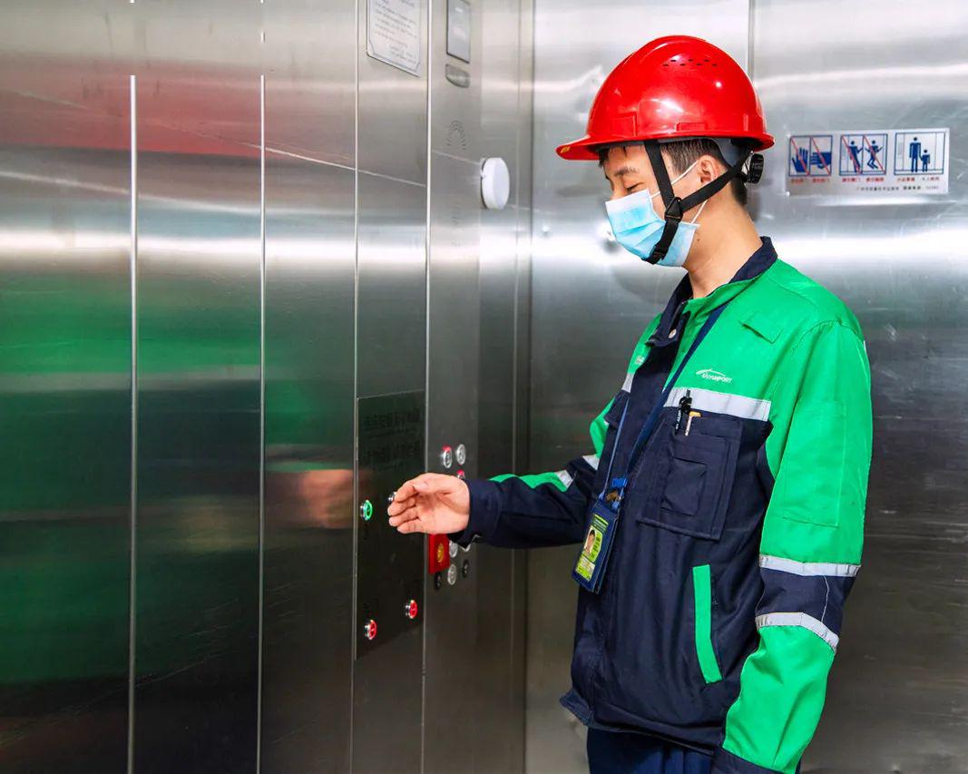 还用纸巾,牙签按电梯防病毒?白云机场可以"无接触"乘电梯啦!_服务
