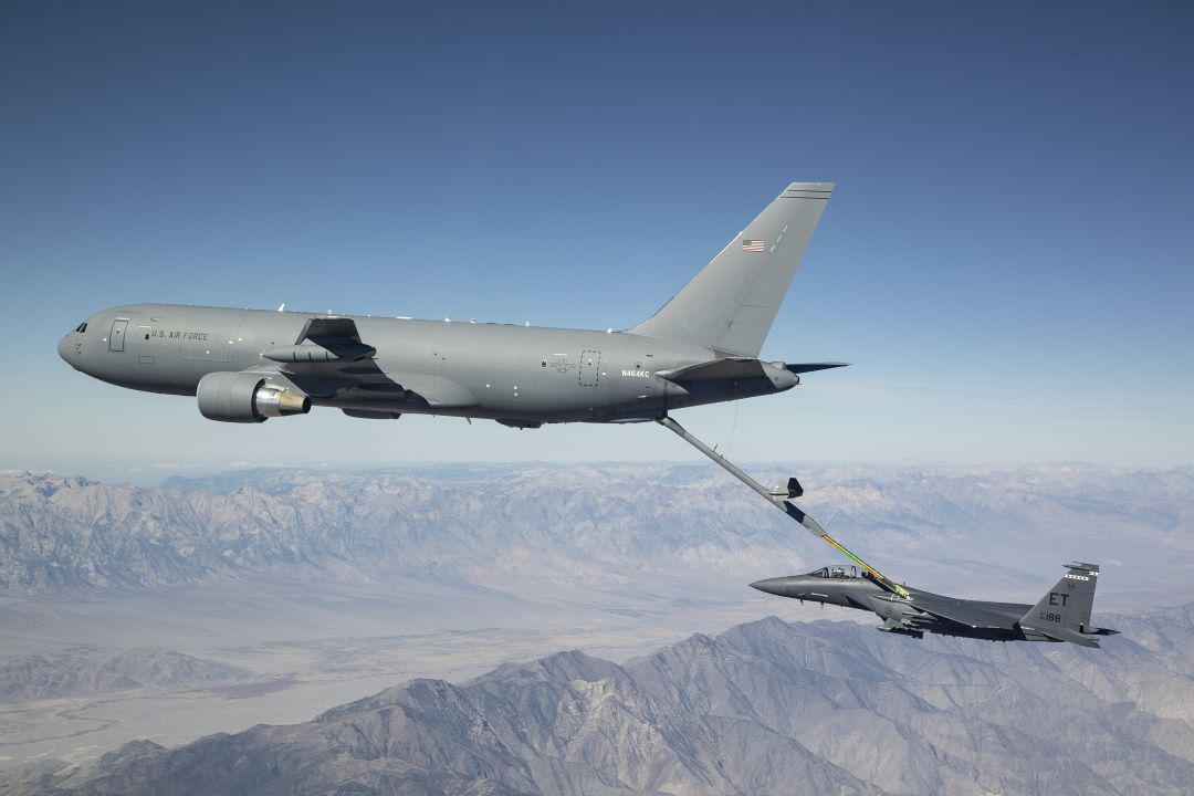 波音麻烦不断 新型kc-46空中加油机被曝漏油_美国空军的