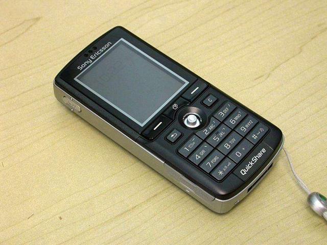 原创经典怀旧之索爱k750c:影像至尊黑旋风,获得"欧洲影像奥斯卡"