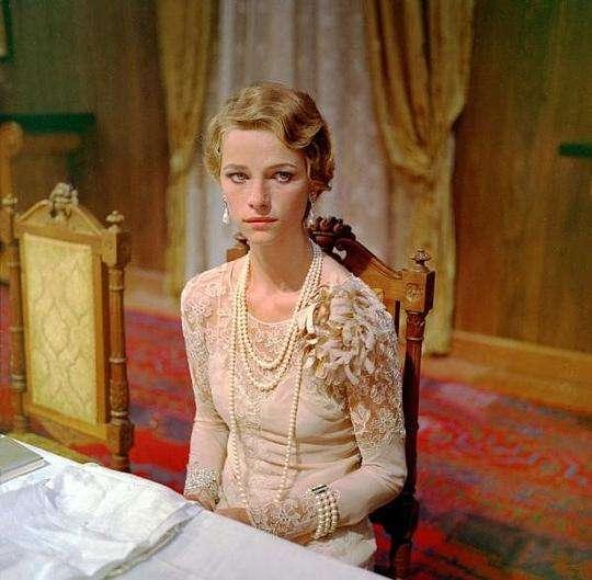 原创有王子命却没王子病郭晶晶外出做公益儿子6岁就在家学着做饭