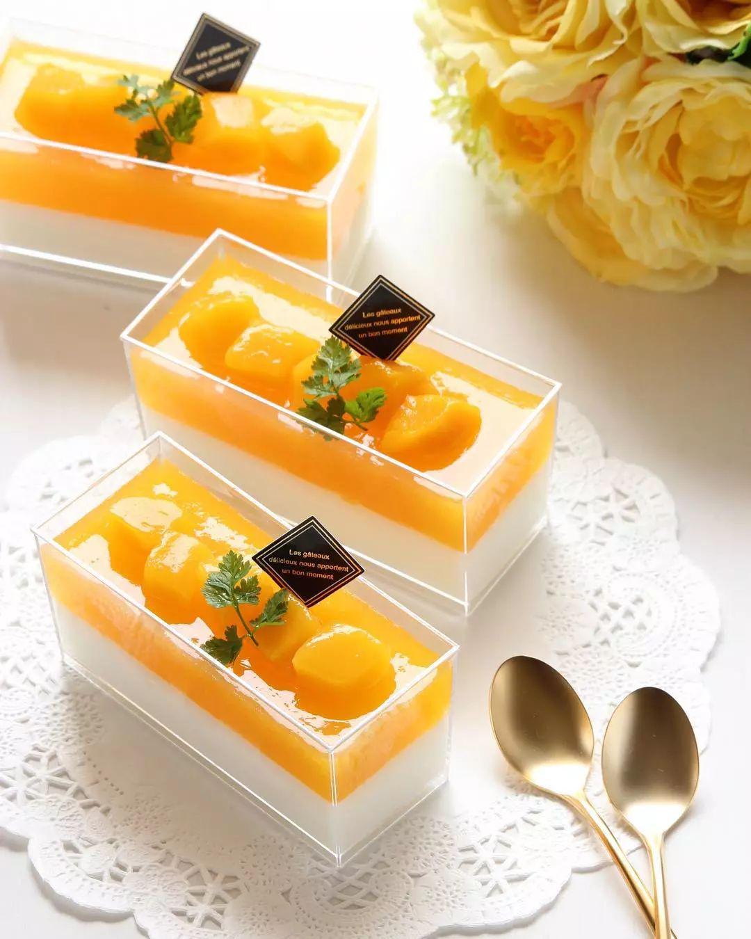 风靡ins的水果优格慕斯杯做上几杯聚会闪耀全场