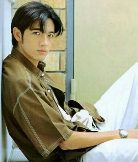 泰星nadech,taew正能量捐款,num却因妻子陷入舆论风波!