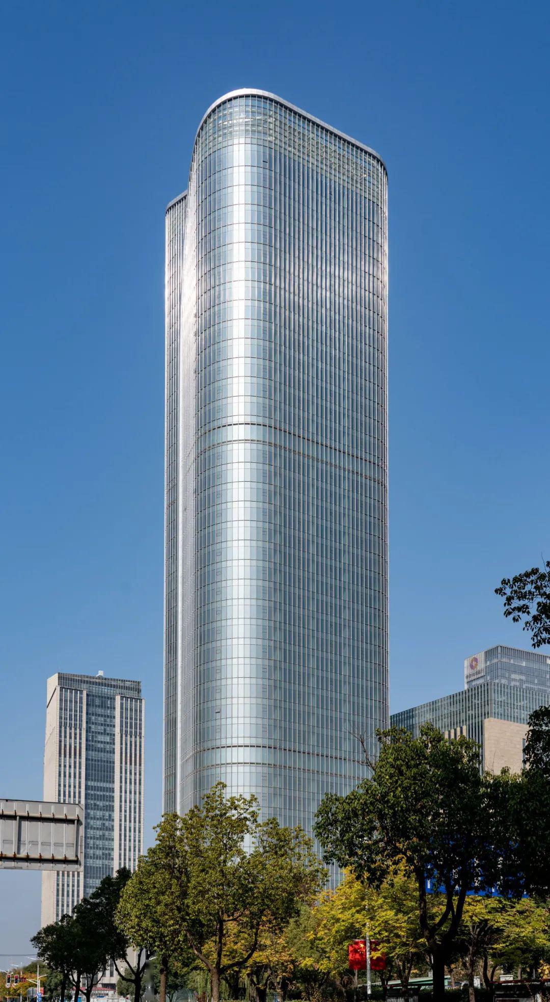 是奥美传媒的总部大楼,独立饱满的建筑形象展现了奥美的信心与实力