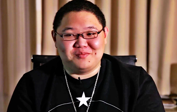 pdd大司马吃鸡,一局游戏输赢8万块钱,网友:顶我一年工资