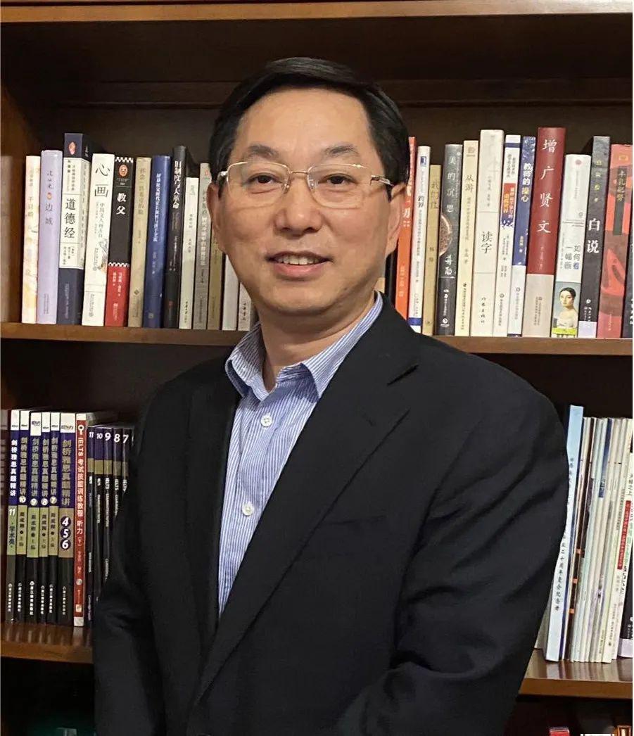 不让一个孩子掉队唐宏宇(党委书记,校长):论点选录重庆一中高考延期