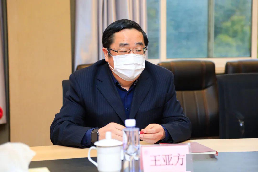 市委王亚方副书记调研梁丰高中"省高品质示范高中"创建工作