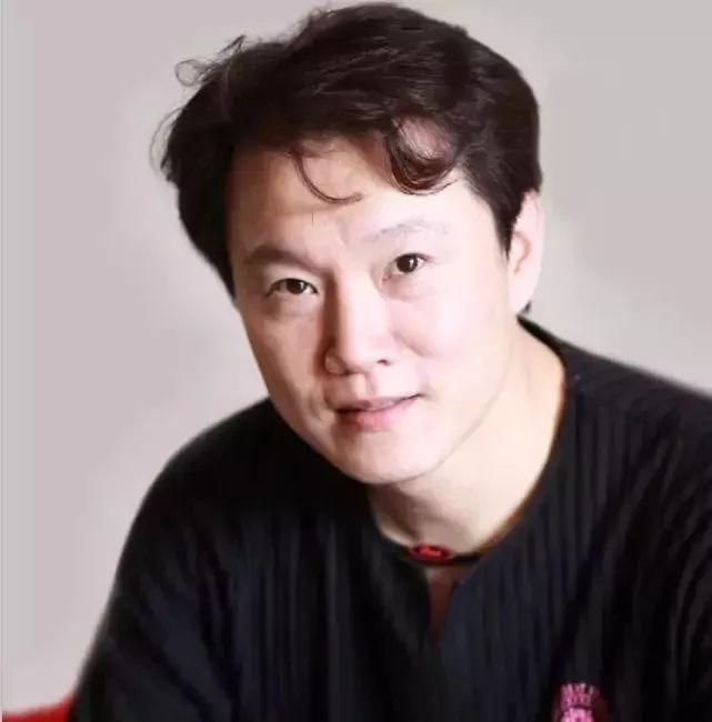 《海上钢琴师》《李小龙传奇》《星球大战》等影片的主要配音演员