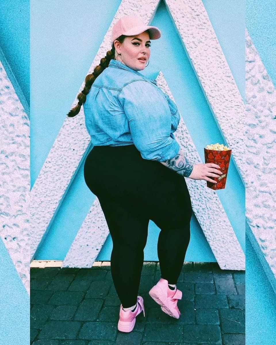 原创上帝打了个盹儿给了个水桶身材没料到火了