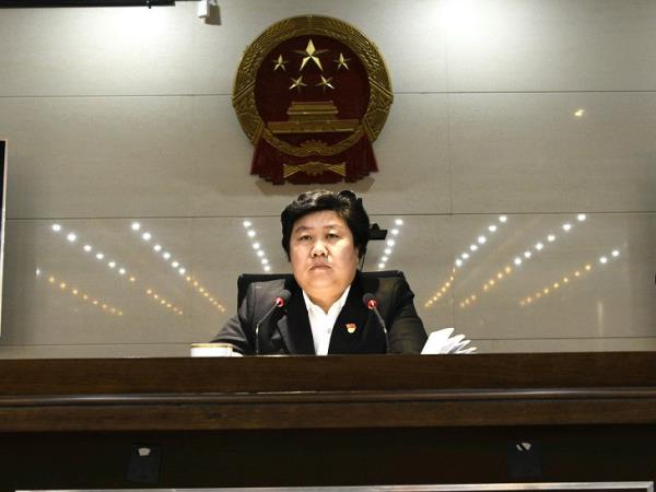 党组成员姬现立传达了中央,省,市纪委全会精神,领学了县委书记潘峰