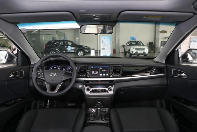 解读2020款现代名图它依然是1015万家轿的性价比标杆