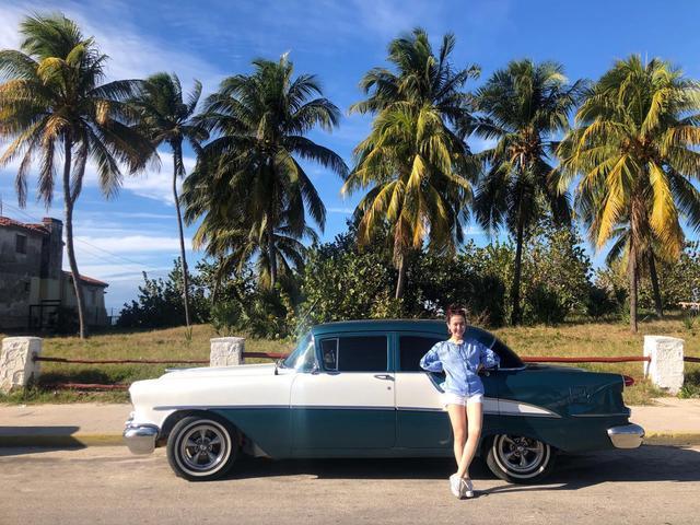 原创最美央视一哥妻子帕夏古丽真火了罕见素颜太惊艳不愧热巴老乡