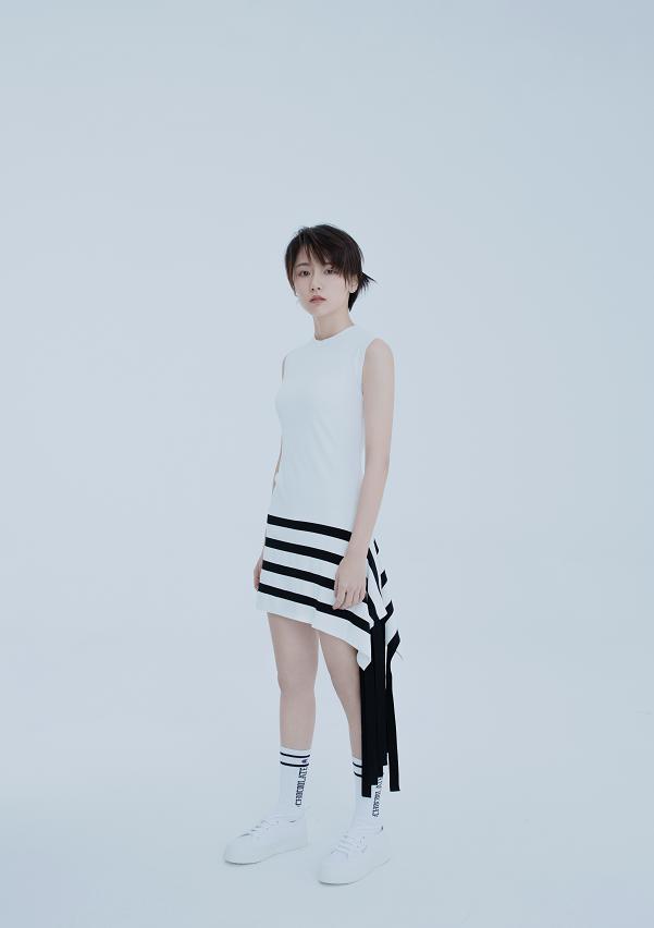 难怪诸葛大力一直不穿长筒袜,看清她腿型那刻:原来老天是公平的_成果