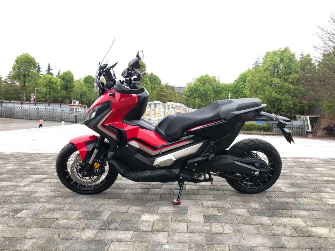 转让大贸本田xadv全网公里数最低400公里