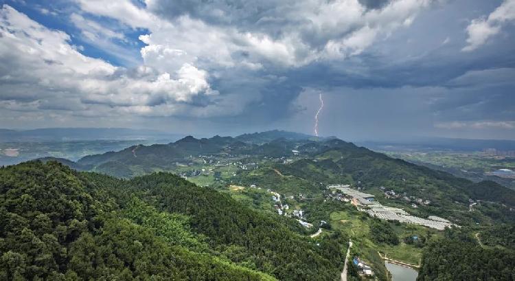 台湾玉峰山海拔图片