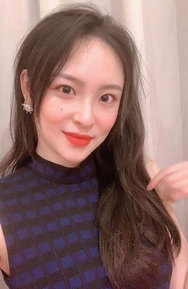 她是高考状元毕业于北大元培学院现在跑去参加娱乐选秀节目