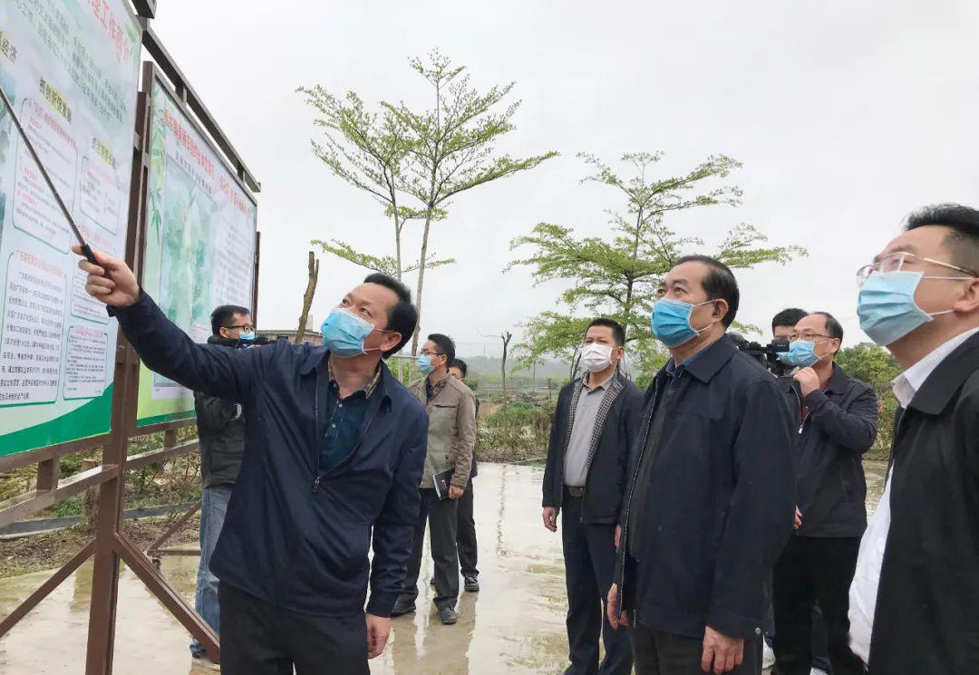 你们有什么困难问题吗郭锋冒雨一天走访清远3个区县