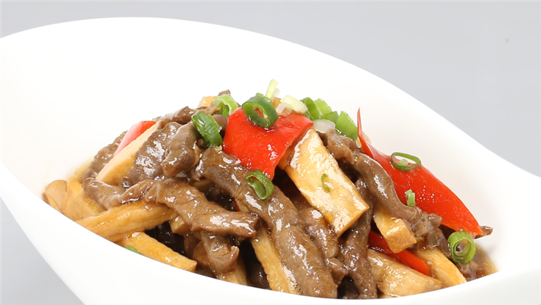 杏鲍菇怎样做好吃鲜香滑嫩的杏鲍菇炒牛柳操作简便一看就会