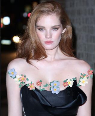 外号"红狐狸"的alexina graham,身高182cm,拥有天使面孔,魔鬼身材,让