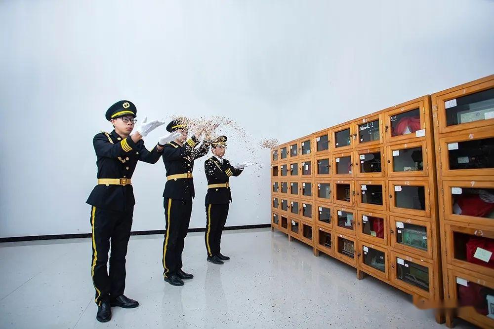 "爱在云端,永远陪伴"安徽泗县殡仪馆携手爱陪伴祭祀服务平台以爱为名