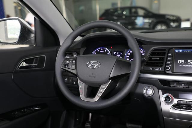 解读2020款现代名图它依然是1015万家轿的性价比标杆