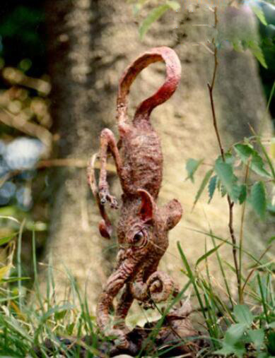 科学家惊奇发现用鼻子行走的动物取名暴君鼻行兽骨骼惊奇