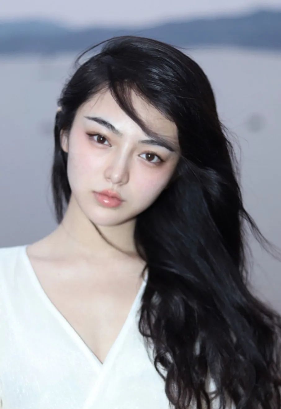 前有半藏后有参半又一网红模特当小三