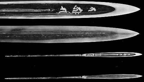 战国时代最有名的枪,柄上镶著青贝装饰,与御手杵和日本号合称为天下