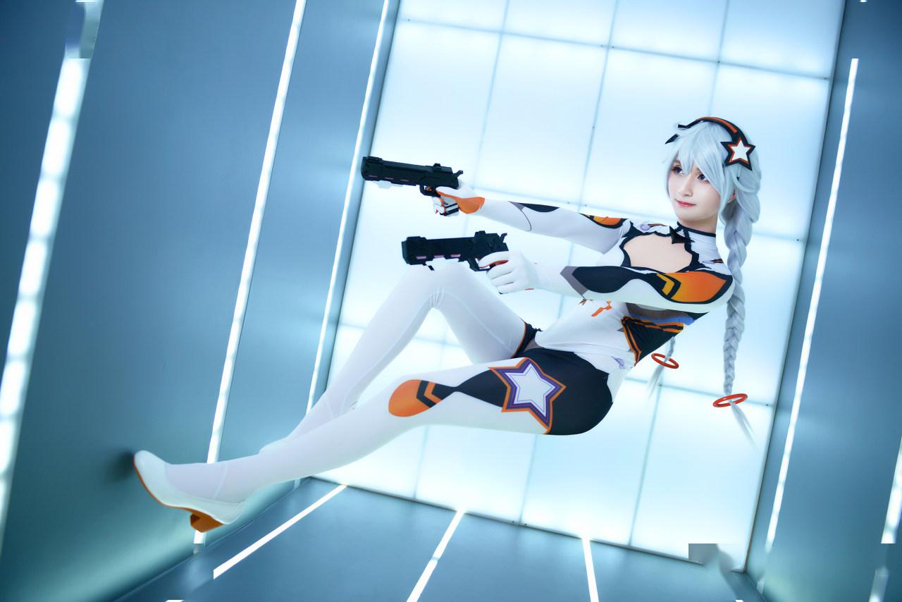 崩坏3琪亚娜白练cosplay