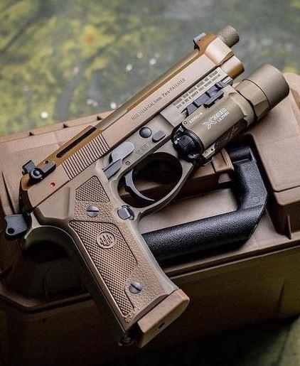 军武世界全球五大最好用的手枪伯莱塔92f手枪排第一