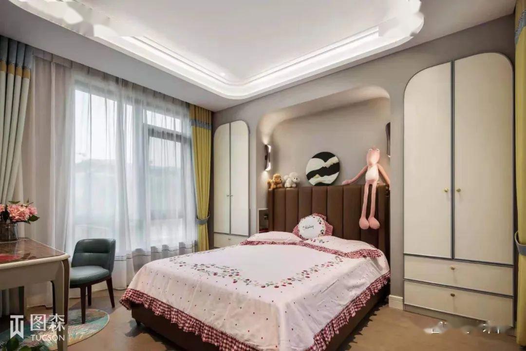 使得空间充满童趣与创新,内外虚实缥缈,让儿童房的格调各有各的不同