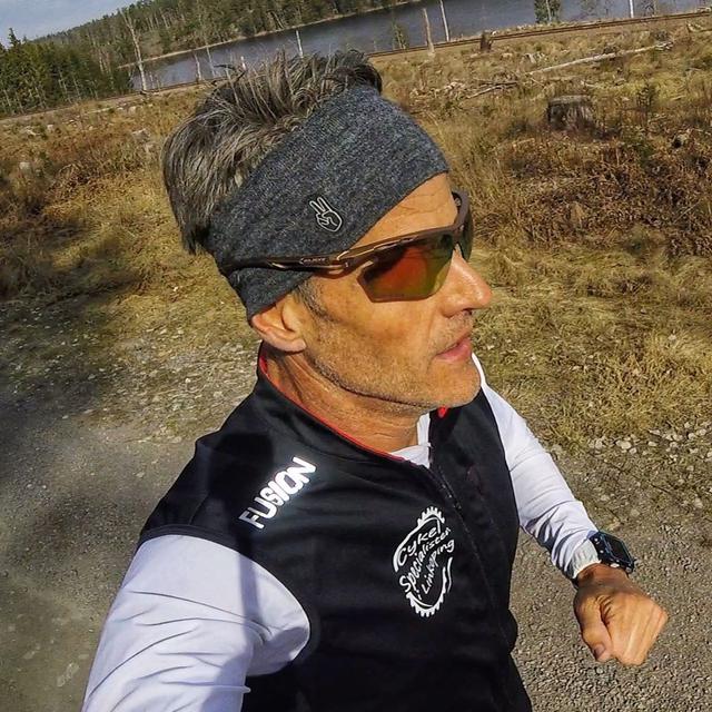 rudy支招5个简易的跑后拉伸动作缓解跑手肌肉酸痛感