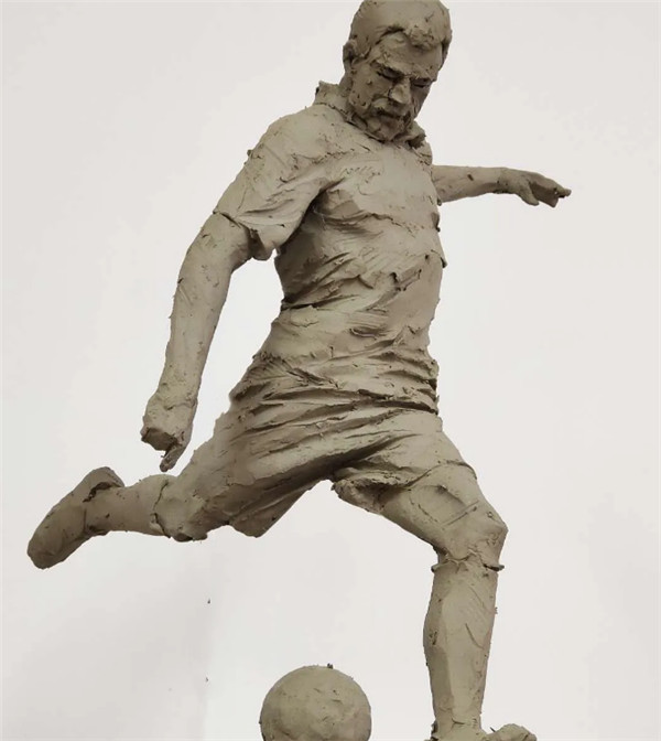 怒射丨田跃民雕塑作品欣赏泥稿