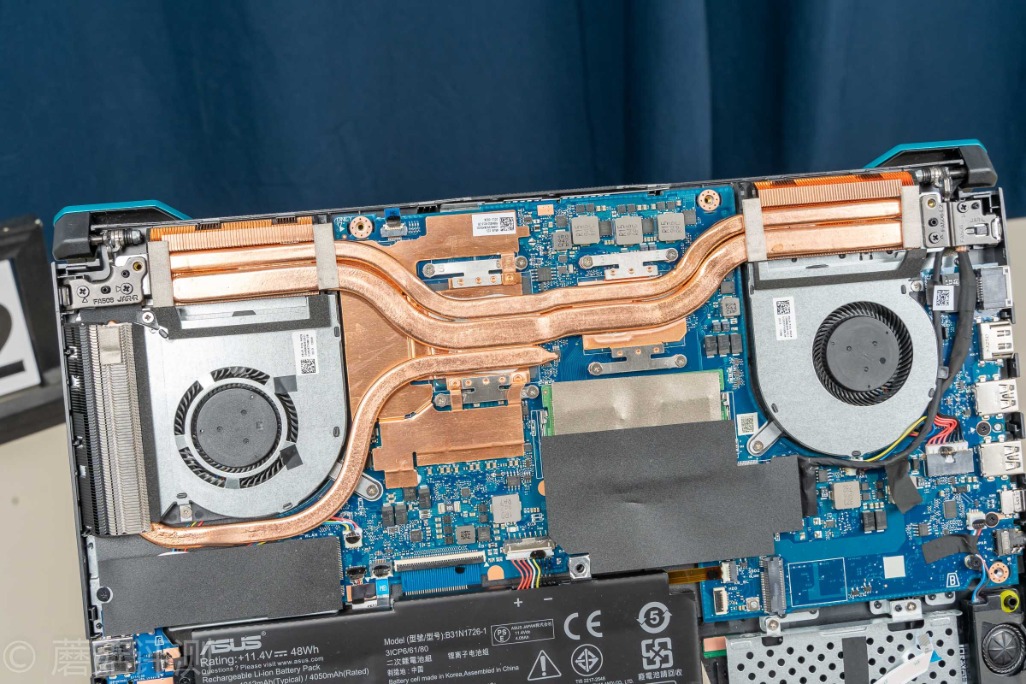 出色细节到位的高性价比gtx1660ti笔记本华硕天选游戏笔记本拆解评测