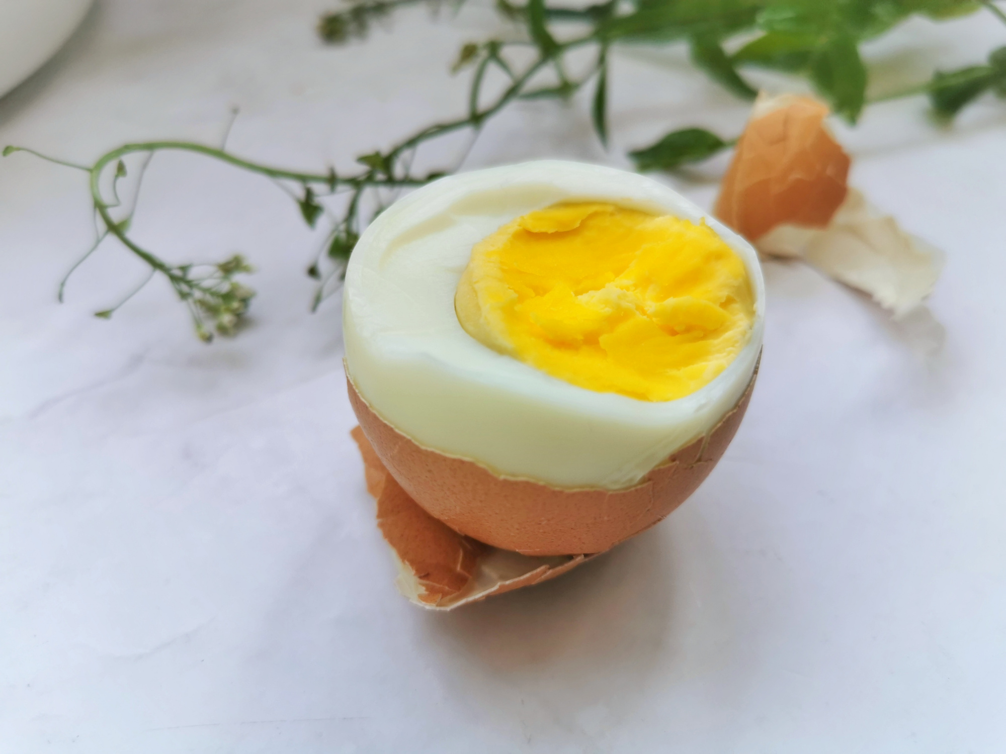 原创煮鸡蛋该用冷水还是热水教你煮鸡蛋的3个小窍门不粘壳还好剥